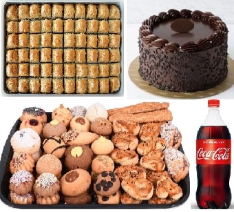Tatlı Ziyafeti Menüsü: Yaş Pasta Kuru Pasta Baklava ve Kola Bir Arada